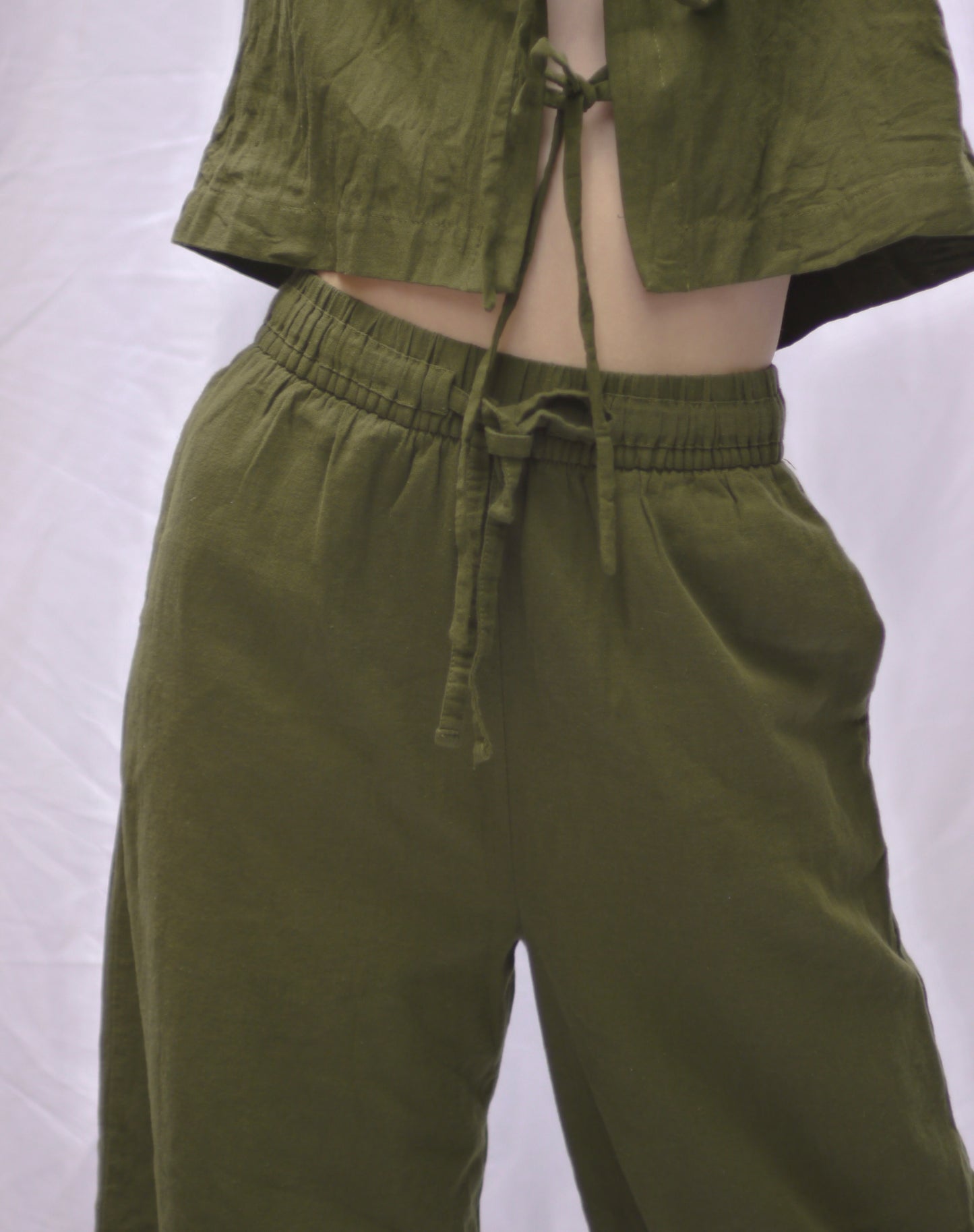 OLIVE LINEN TROUSERS