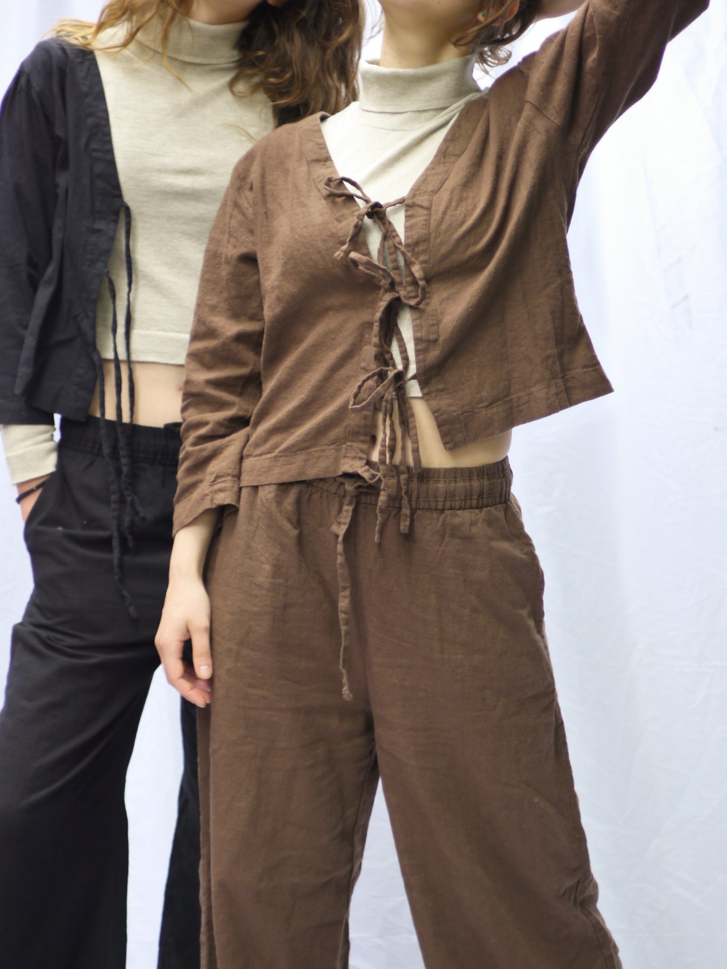 BROWN LINEN TROUSERS