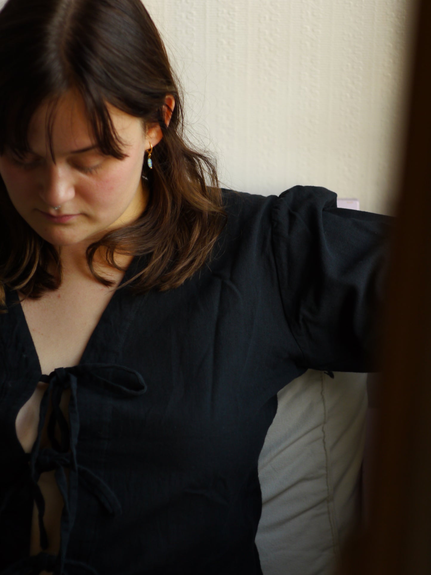 BLACK LINEN TOP