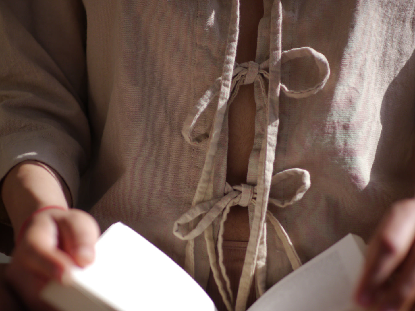 SAND LINEN TOP