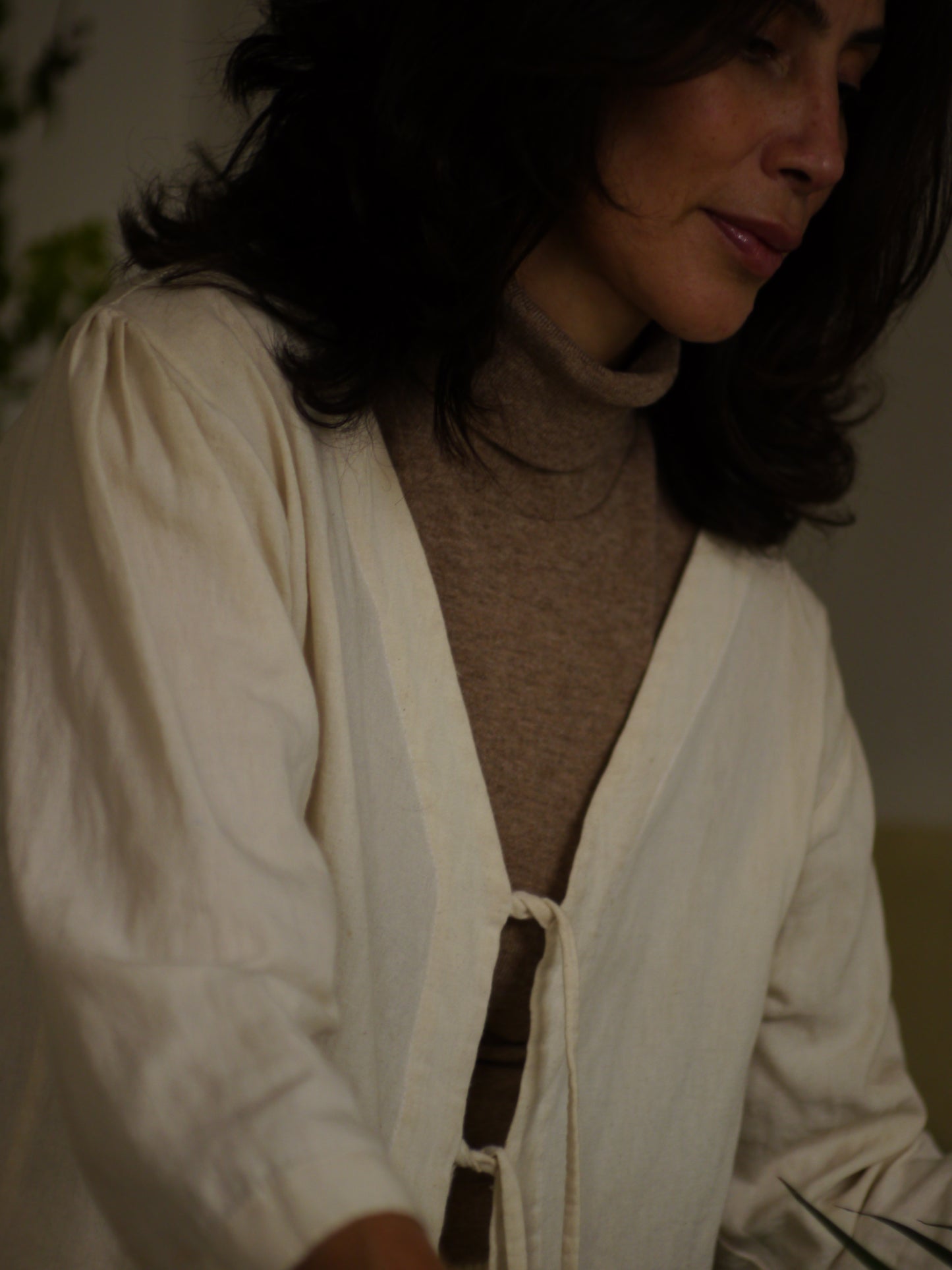 NATURAL LINEN TOP